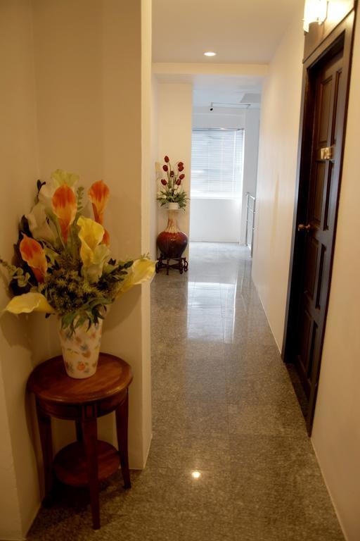 Washington Residence Phuket Buitenkant foto